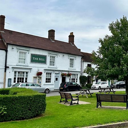 Hotel The Bell à Solihull Extérieur photo
